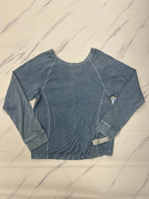 women's tops for those who want to stay cool and chic during warmer weatherTop Long Sleeve By Ugg In Blue, Size: M