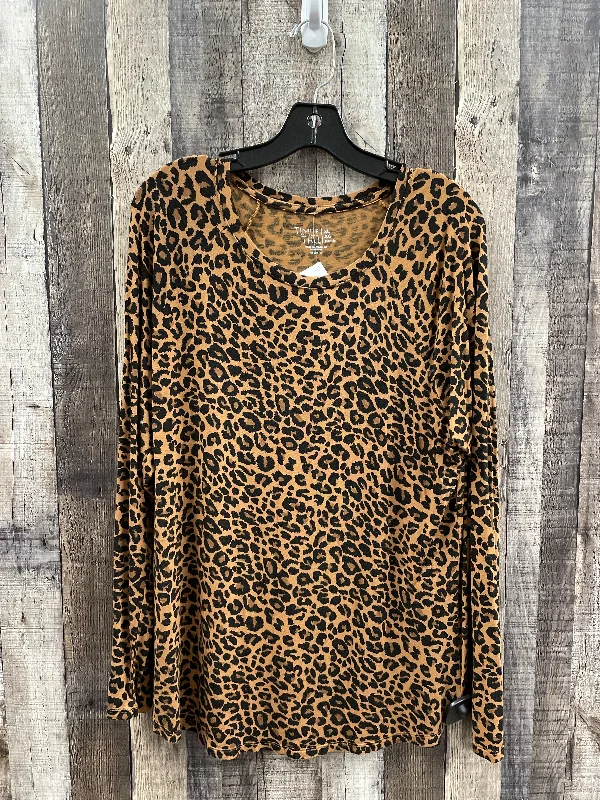 women's tops for those who love bold and vibrant colorsTop Long Sleeve By Time And Tru In Animal Print, Size: Xl