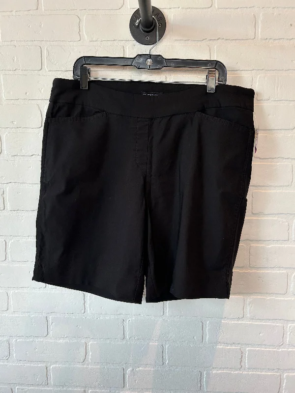 women's patterned shortsBlack Shorts Hilary Radley, Size 16