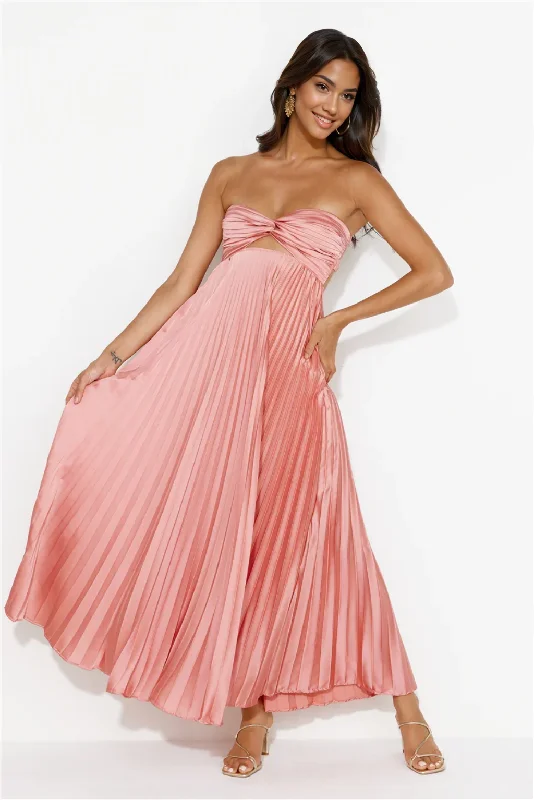 Petite DressClouds Of Love Strapless Pleated Maxi Dress Pink