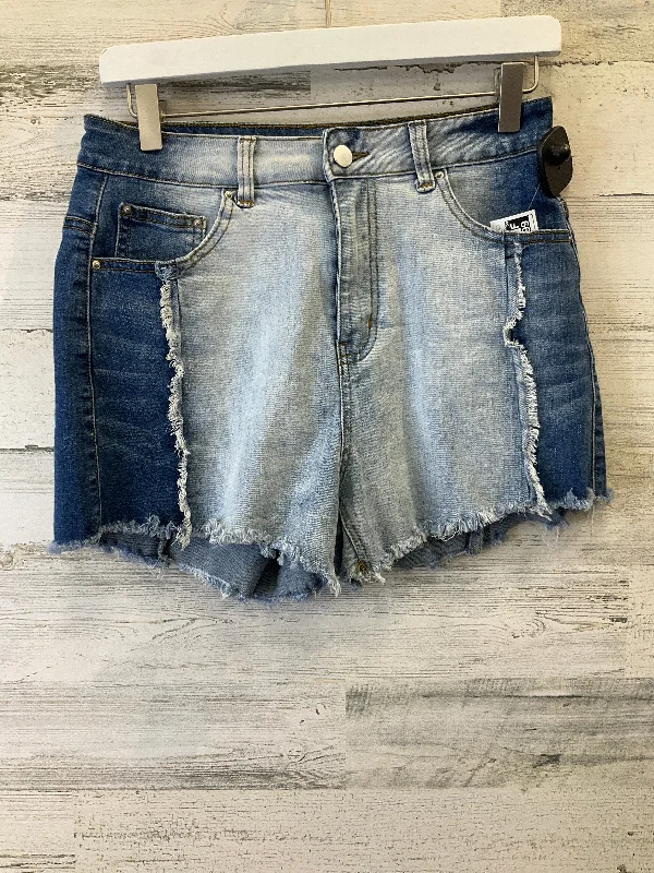 women's flared shortsBlue Denim Shorts Hayden La, Size 8