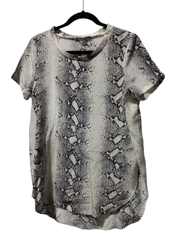 women's tops in solid colorsBlouse Short Sleeve By Clothes Mentor In Snakeskin Print, Size: S