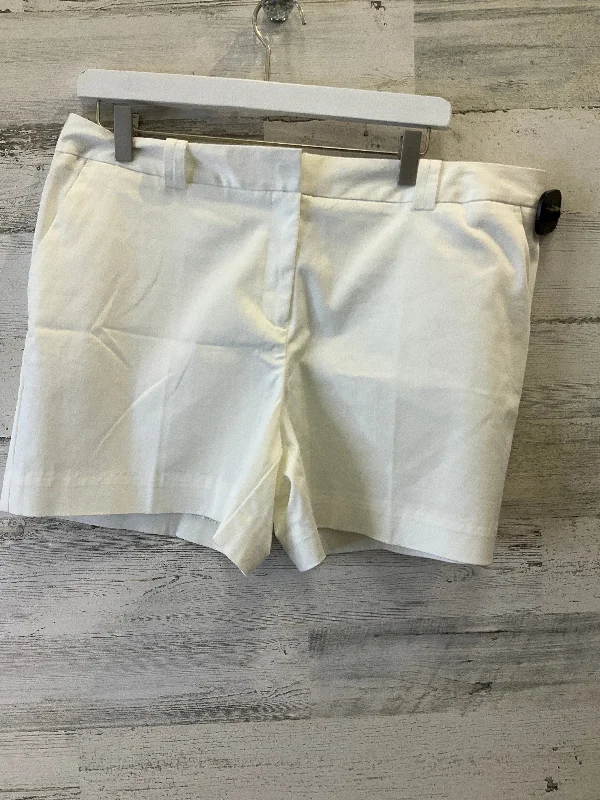 women's classic shortsWhite Shorts Worthington, Size 14