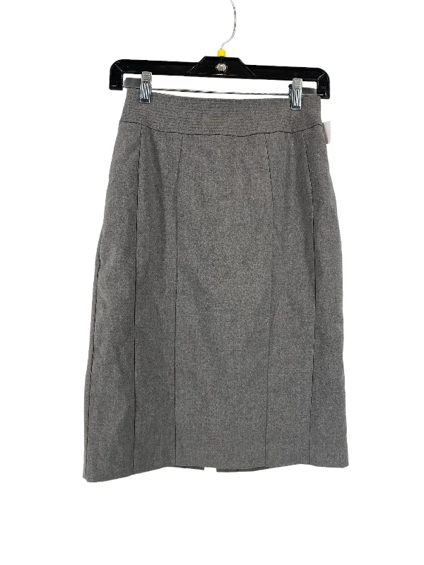 women's linen skirtsSkirt Midi By H&m  Size: 4