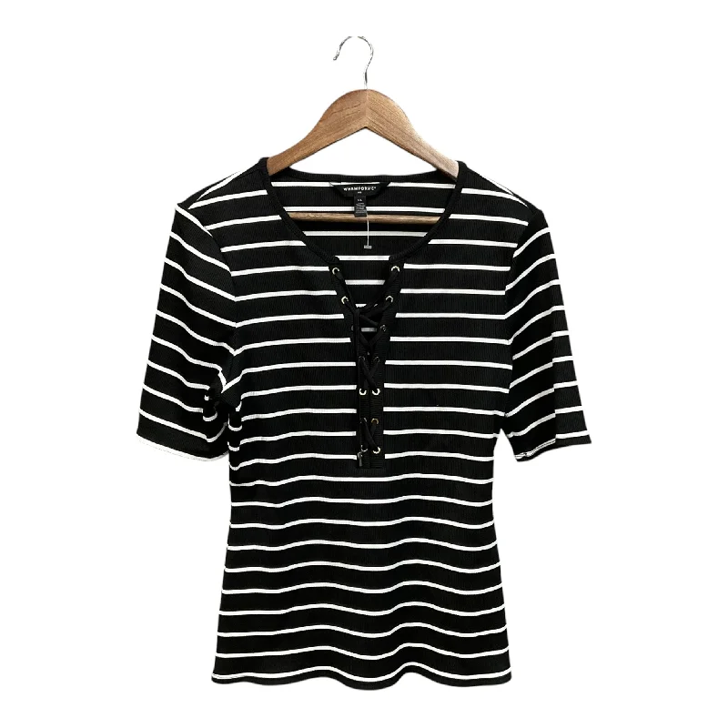 trendy women's topsTop Short Sleeve By White House Black Market In Black & White, Size: Xl